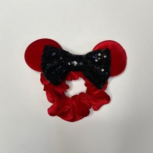 Red & Black Minnie Mouse Scrunchie